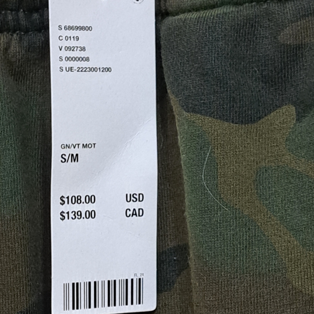 Mayfair Group UO Camo Joggers and Pink Trim Crop Top Set Size S/M NWT $108 &$68 - Picture 6 of 10